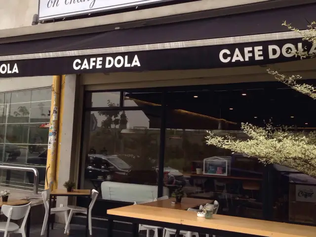 Cafe Dola Food Photo 3