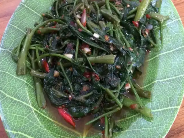 Gambar Makanan Kepiting Daun JEMBO 8