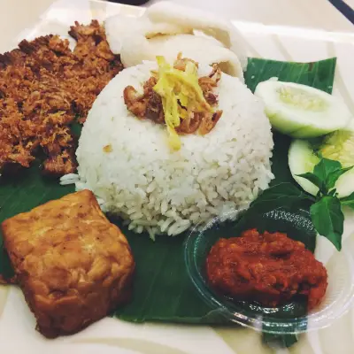 Nasi Uduk Mayjen Sungkono