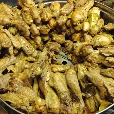 Ceker Ranjau Ayam Pedas