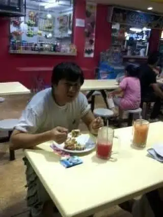 AMAN Burger Lambong ツ Food Photo 3