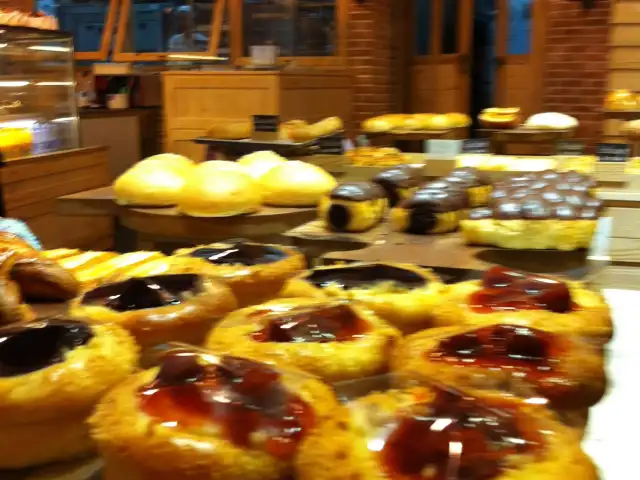 Gambar Makanan Chef's Bakery 10