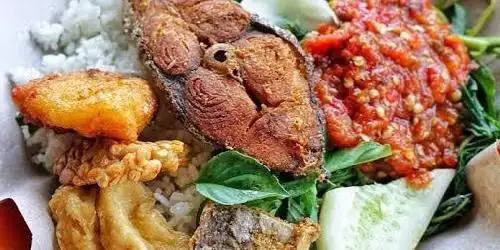 Nasi Tempongan "MELARAT", Nusa Dua