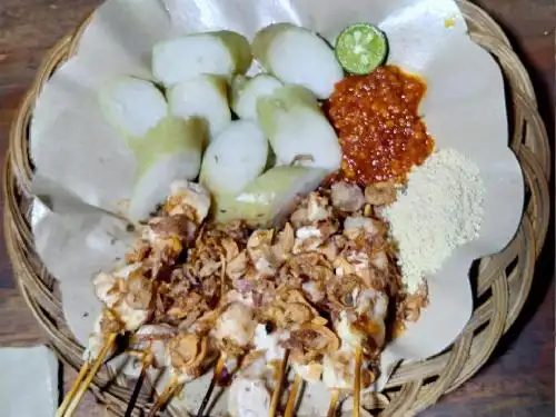 Sate Taichan Awan, Ciputat