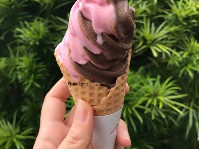 Gambar Makanan Soft Ice Cream 1