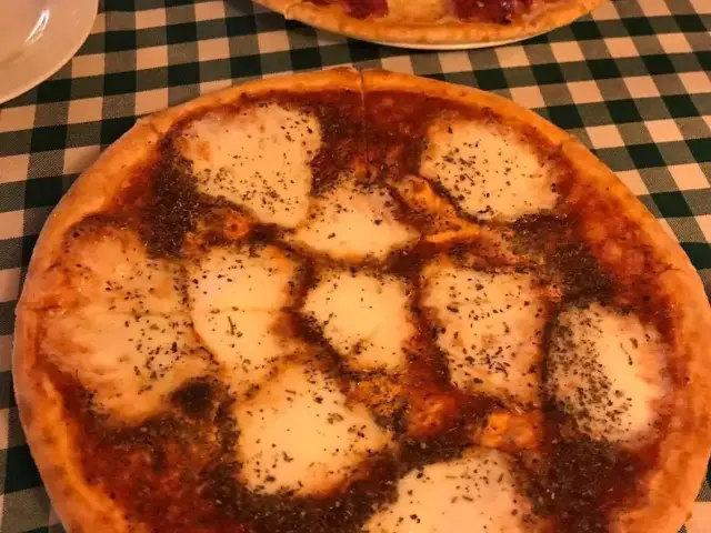 Pizzeria Al Dente'nin yemek ve ambiyans fotoğrafları 19