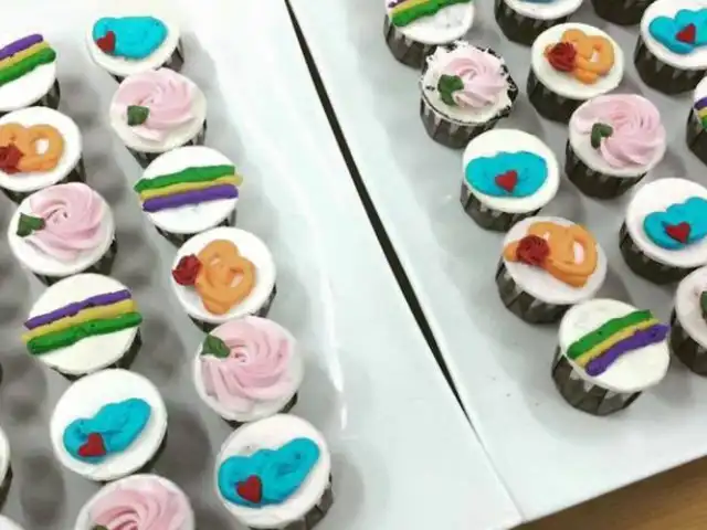 LittleGemz CupCakes