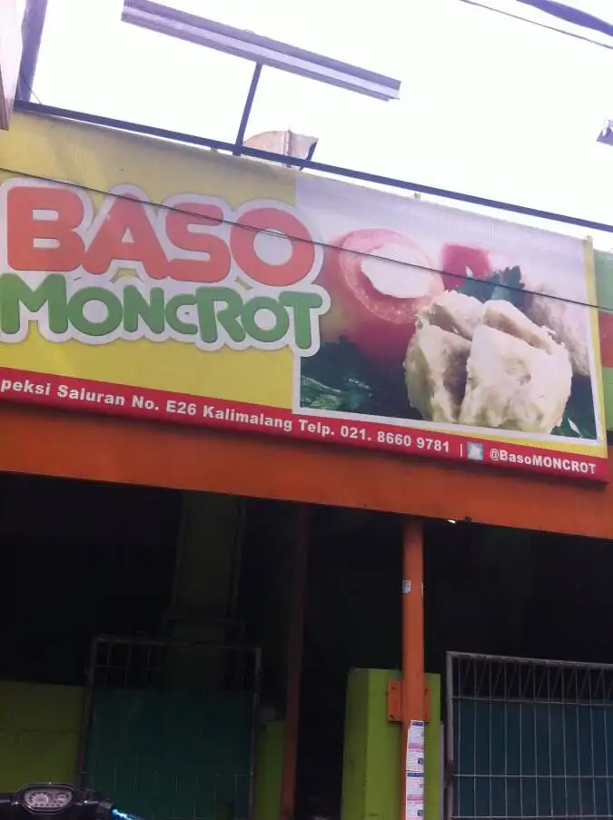 Baso Moncrot