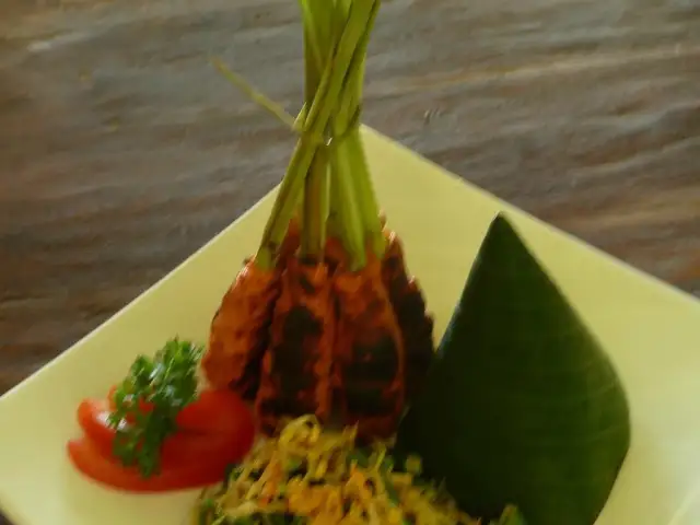 Gambar Makanan Life In Amed Restaurant 9