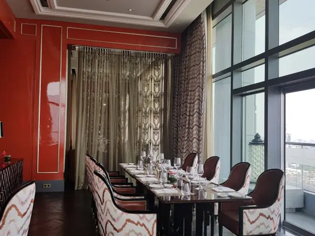 Gambar Makanan Alto Restaurant & Bar - Four Seasons Hotel 18