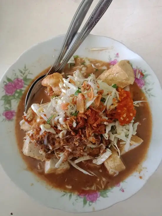 Gambar Makanan Kupat Tahu Pojok Magelang 6