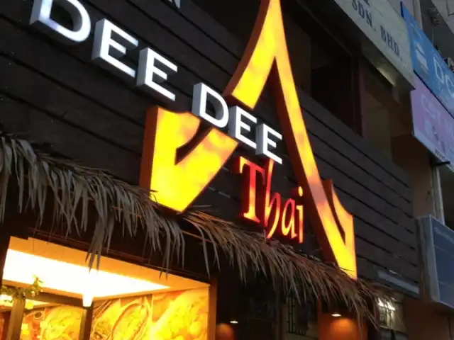 Dee Dee Thai Food Photo 5