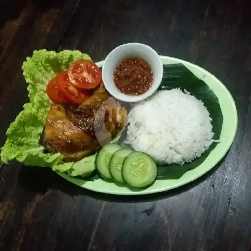 Gambar Makanan Warung Citra R-8, Denpasar 1