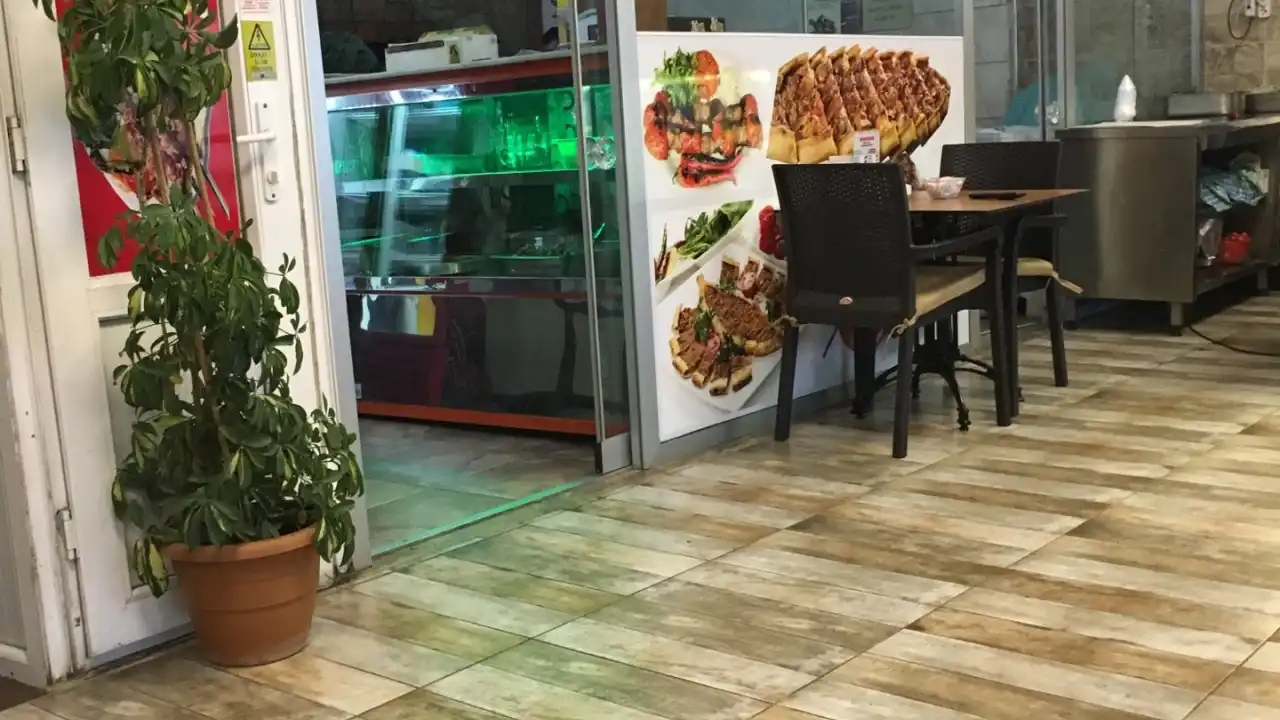 Umutcan Market & Pide Lahmacun Kebap Salonu