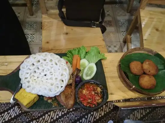 Gambar Makanan Seeng Nini Resto 15