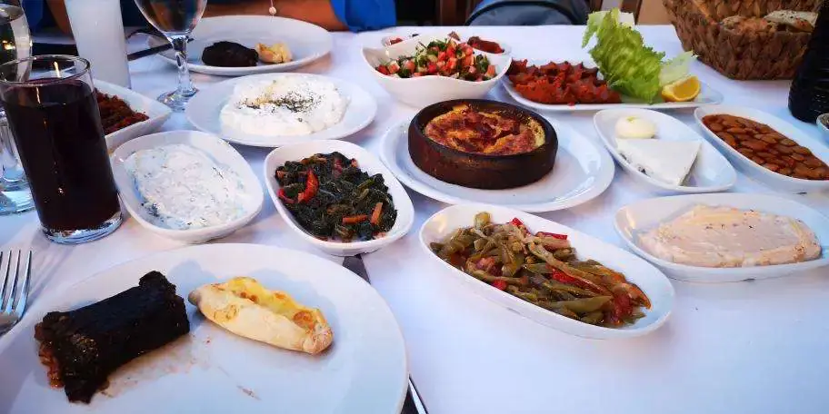 Muazzez Ersoy & Şenol Kolcuoğlu'nin yemek ve ambiyans fotoğrafları 43