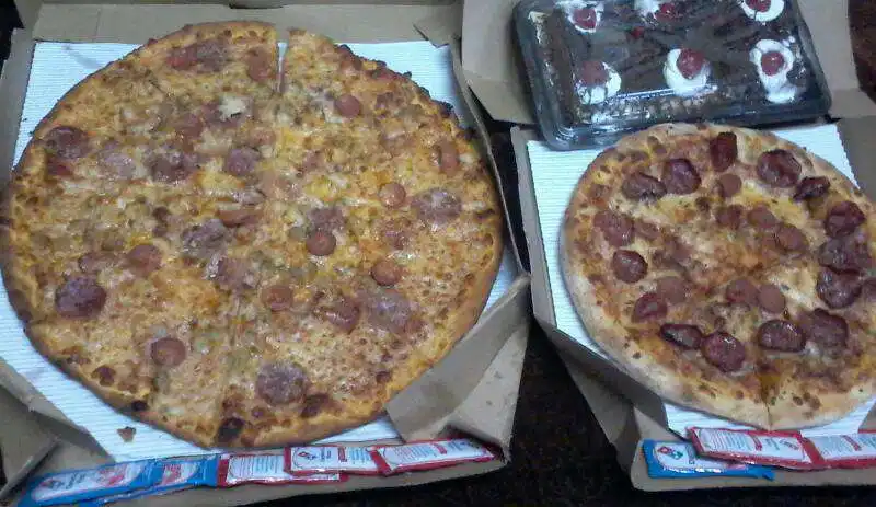 Gambar Makanan Domino's Pizza 13