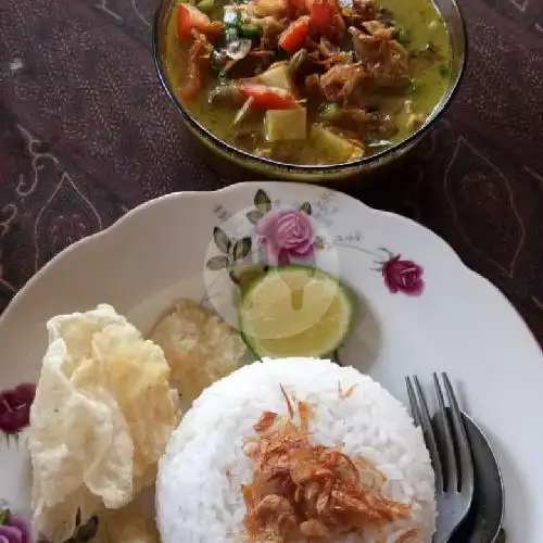 Gambar Makanan Soto & Lontong Meva 7