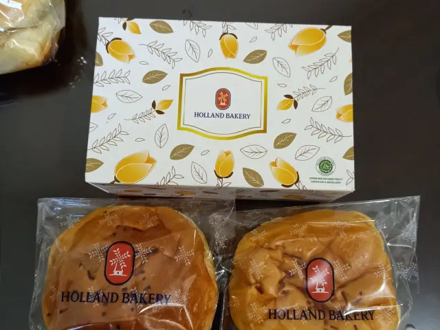 Gambar Makanan Holland Bakery 7