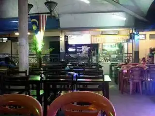 Kedai Kak Lah Nasi Kukus