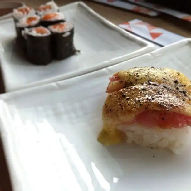 Gambar Makanan Sushi Tora 10