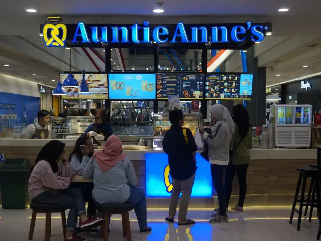 Gambar Makanan AuntieAnne's 10