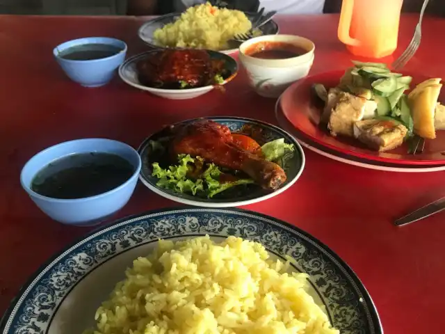 Nasi Ayam Kuih Udang Tauhu Bakar Semenyih Food Photo 7