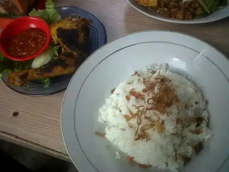 Gambar Makanan Kantin Belakang Menara Batavia 9