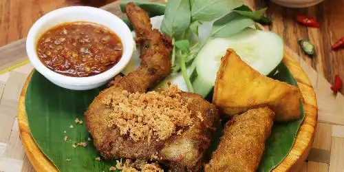 Ayam Penyet Ria, Bukittinggi