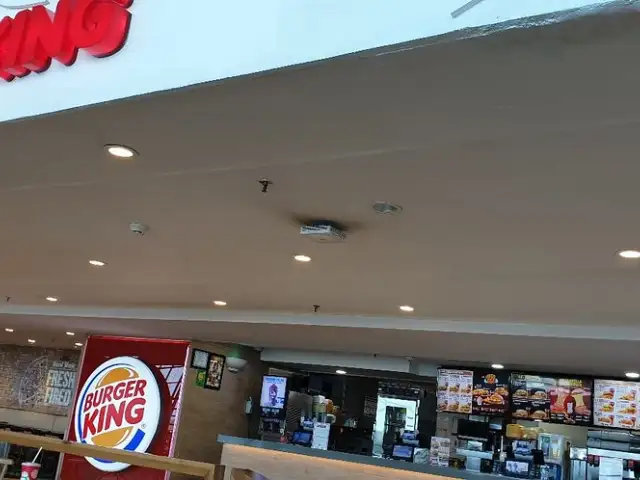 Gambar Makanan Burger King Terminal 3 Check in Area 4