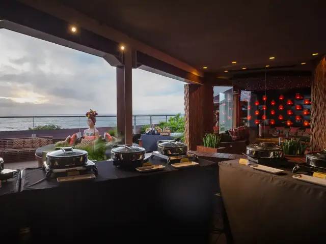 Gambar Makanan Double Six Rooftop Sunset Bar - Double Six Luxury Hotel 16