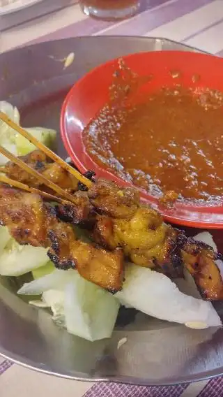 Gerai Satey Pakcik Dino