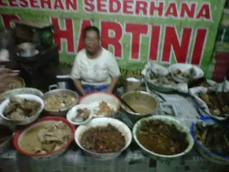 Gambar Makanan Warung Makan Lesehan SEDERHANA 3