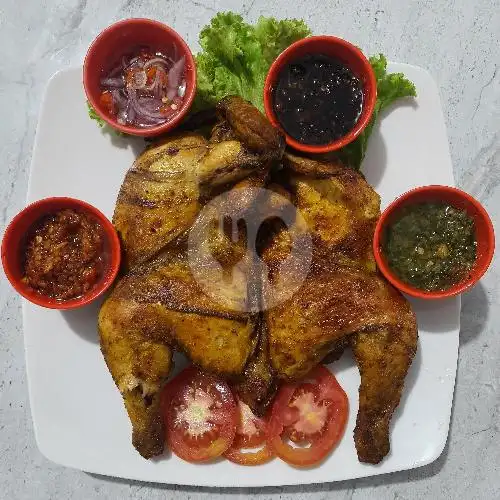 Gambar Makanan Ayam Guling SALWA Candi Mendut Mojolangu 11