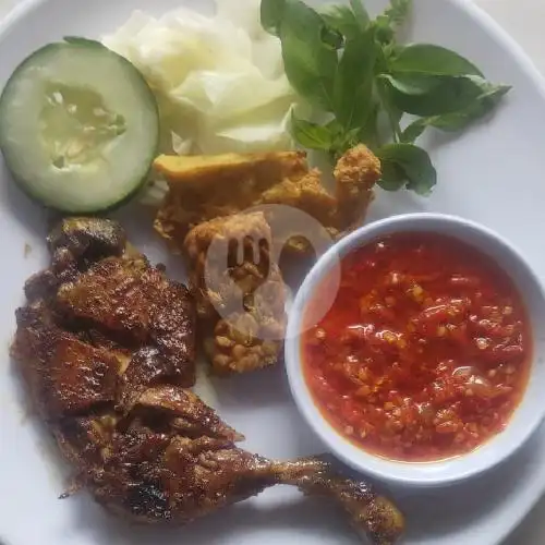 Gambar Makanan Ayam Penyet Dapoer Kost, Kec. Mamajang/Kel. Mandala 4
