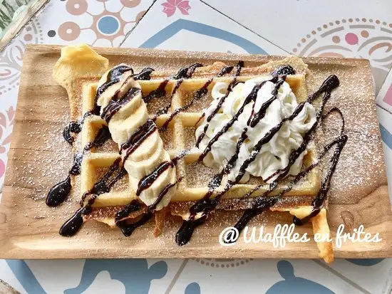 Gambar Makanan Waffles en Frites Uluwatu 12