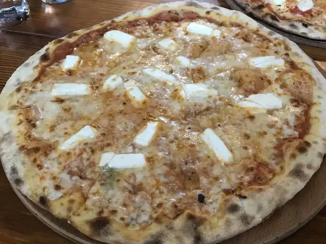 Pizza İl Forno'nin yemek ve ambiyans fotoğrafları 17