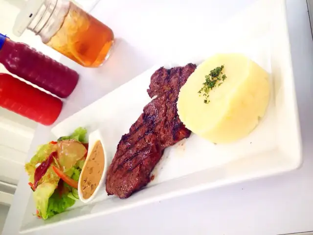 Gambar Makanan Le Boeuf Steakhouse 5