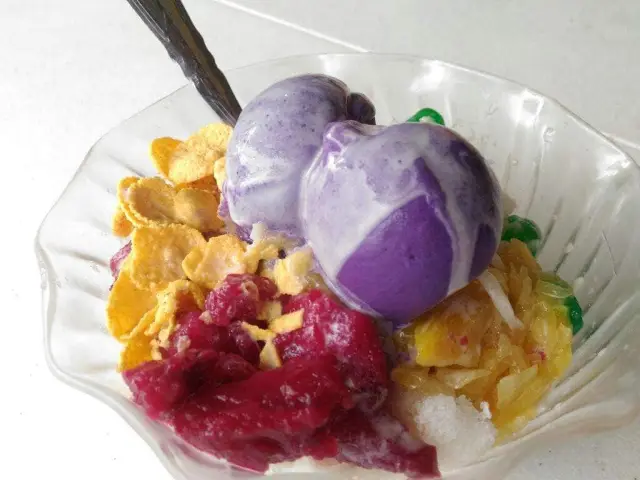 Melton's Halo Halo Food Photo 8