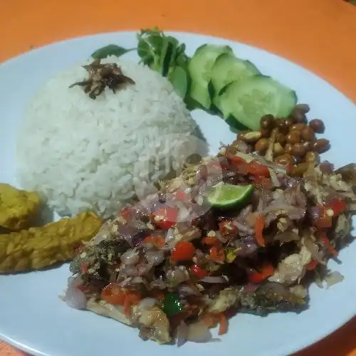 Gambar Makanan Ayam Geprek Serelemo Men Melly, Denpasar 9