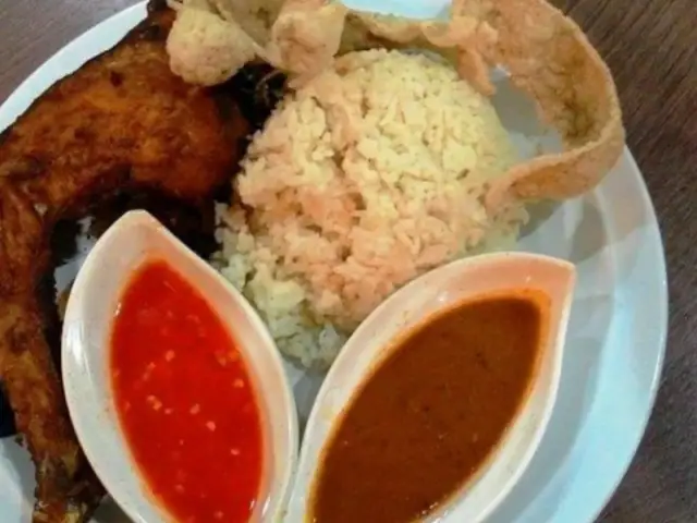 Ayam Kampong Madoo Food Photo 2