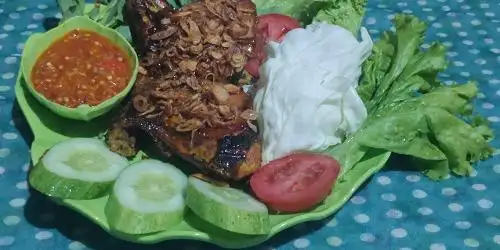 Warung Nasi Uduk Bu Mumun, Kuningan