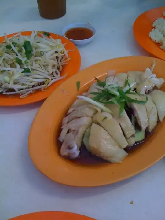 Restaurant Satellite Chicken Rice Food Photo 5