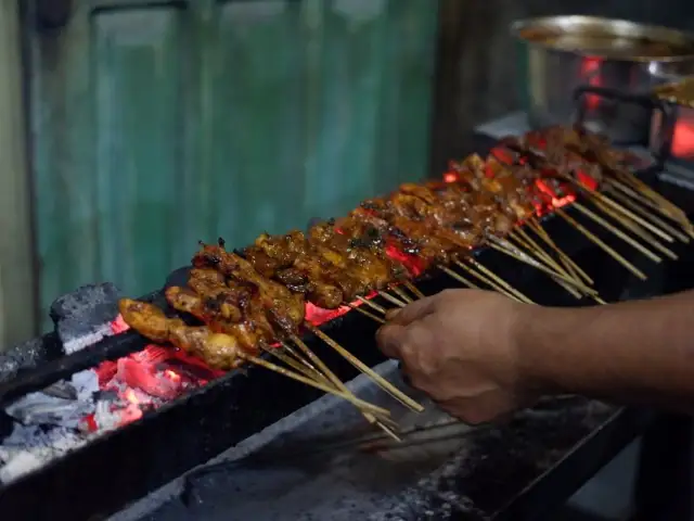 Gambar Makanan Sate & Sop Soepardi 5