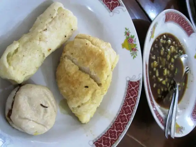 Gambar Makanan Pempek Nelly 10 Ulu 13