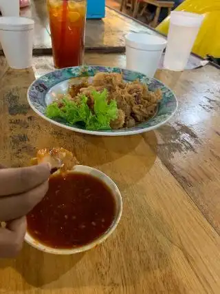 Warung Mak Njang Ikan Bakar Warisan