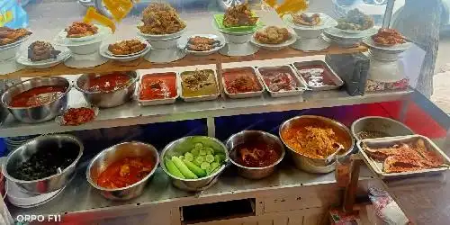 Masakan Padang Nasi Kapau Khas Bukit Tinggi, Tanjung Duren