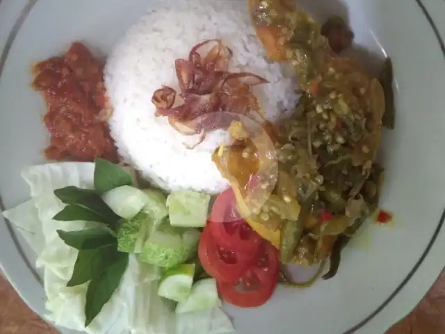Gambar Makanan Nasi Ulam & Sop Iga Dewi Ilham, Menteng 16