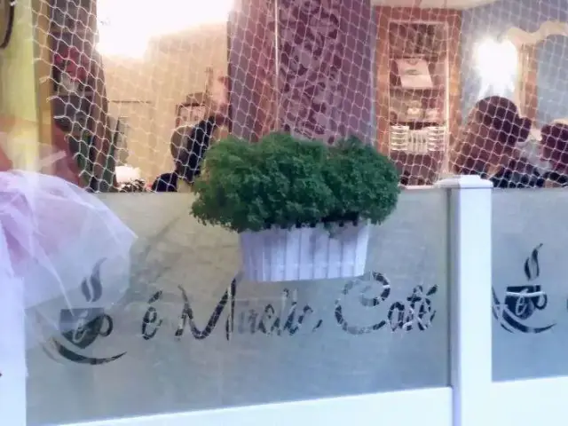 E Mirella Cafe'nin yemek ve ambiyans fotoğrafları 42