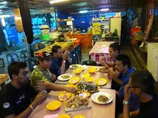 Backyard Palupalu Cafe